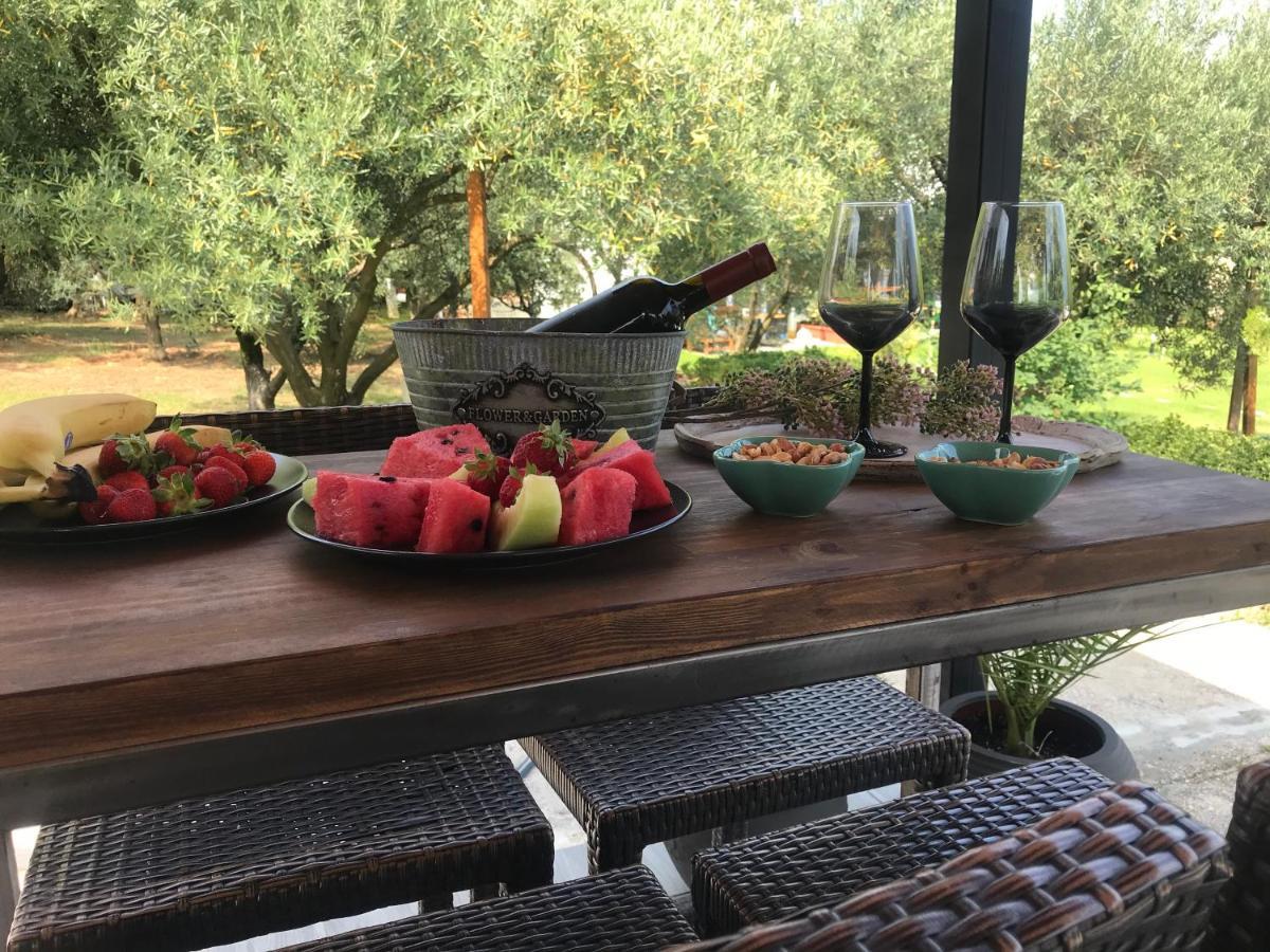 Terra Holiday Homes Ασπροβάλτα Εξωτερικό φωτογραφία